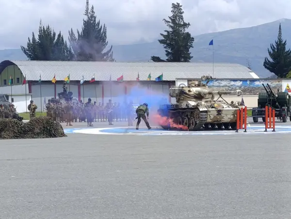 Brigada Galápagos celebra la Batalla de Tarqui con ceremonia especial