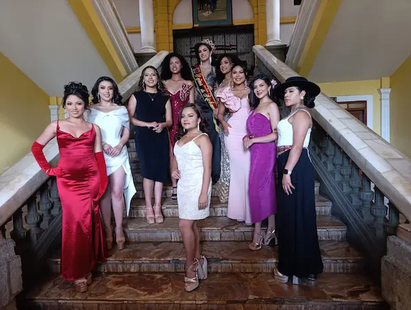 Las candidatas en la foto oficial.